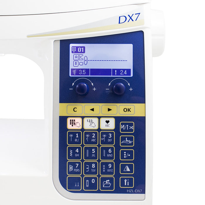 HZL-DX7 - V287 sömmar, 4 typsnitt för bokstäver, box-feed matning, automatisk trådklipp, floatfunktion. En ateljémaskin med industriella funktioner.