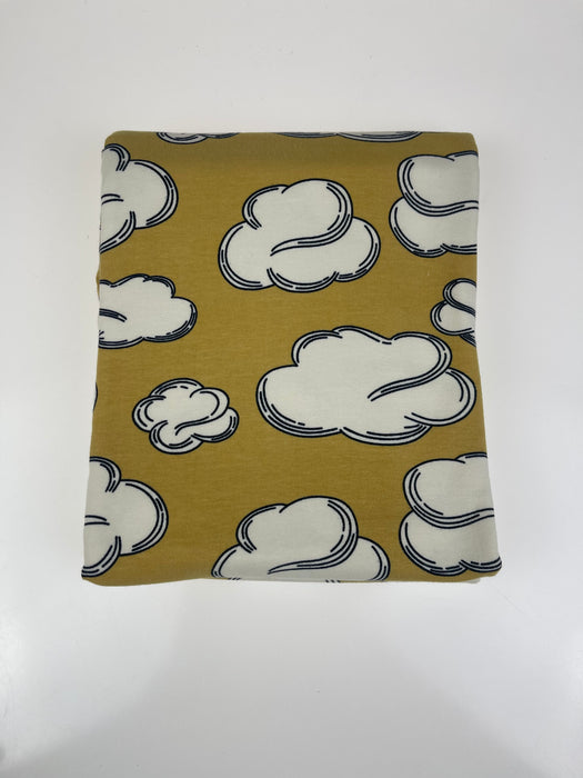 CLOUDS GOLD - COLLEGE